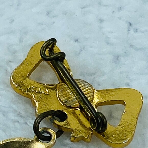 Vintage Gold-Tone Bow & Virgin Mary Religious Brooch Pin Blue Enamel Accents - Picture 5 of 16